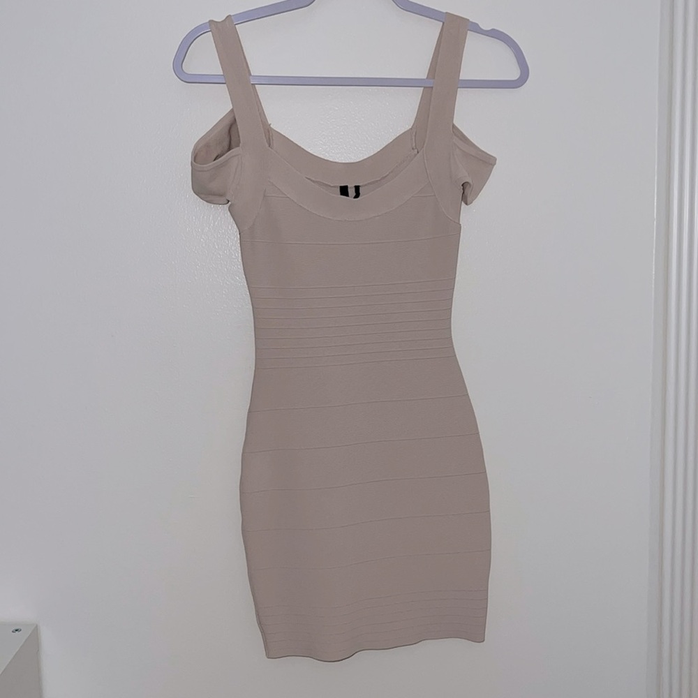 Guess light pink offshoulder dress
